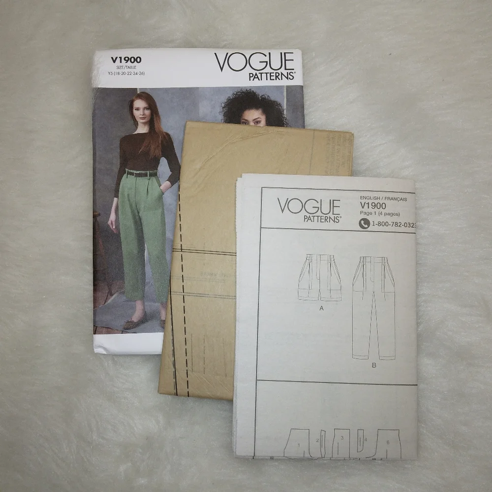 VOGUE V1900 Sz 18-26 Misses EASY High Waist Zip Fly Semi Fitted Pants or Shorts